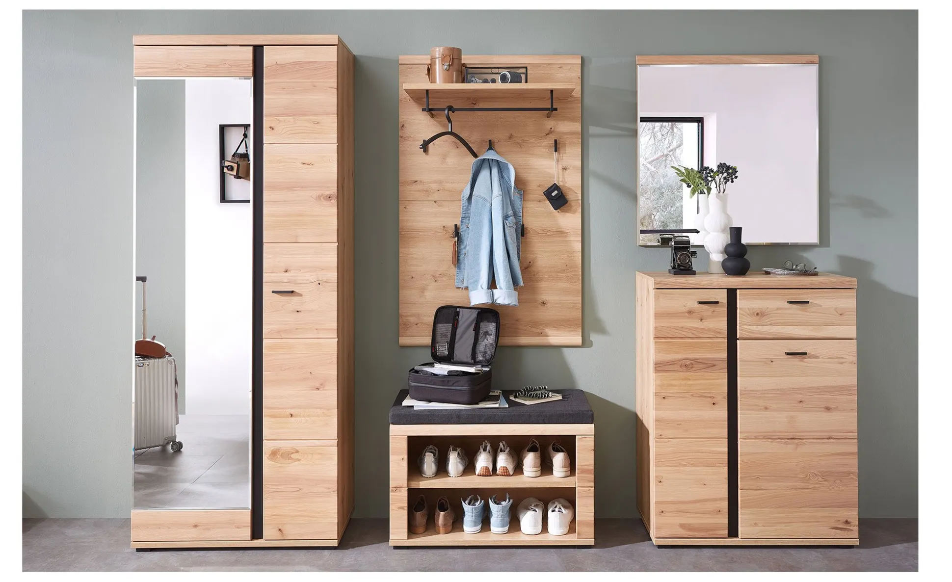 Garderobenschrank Sonos