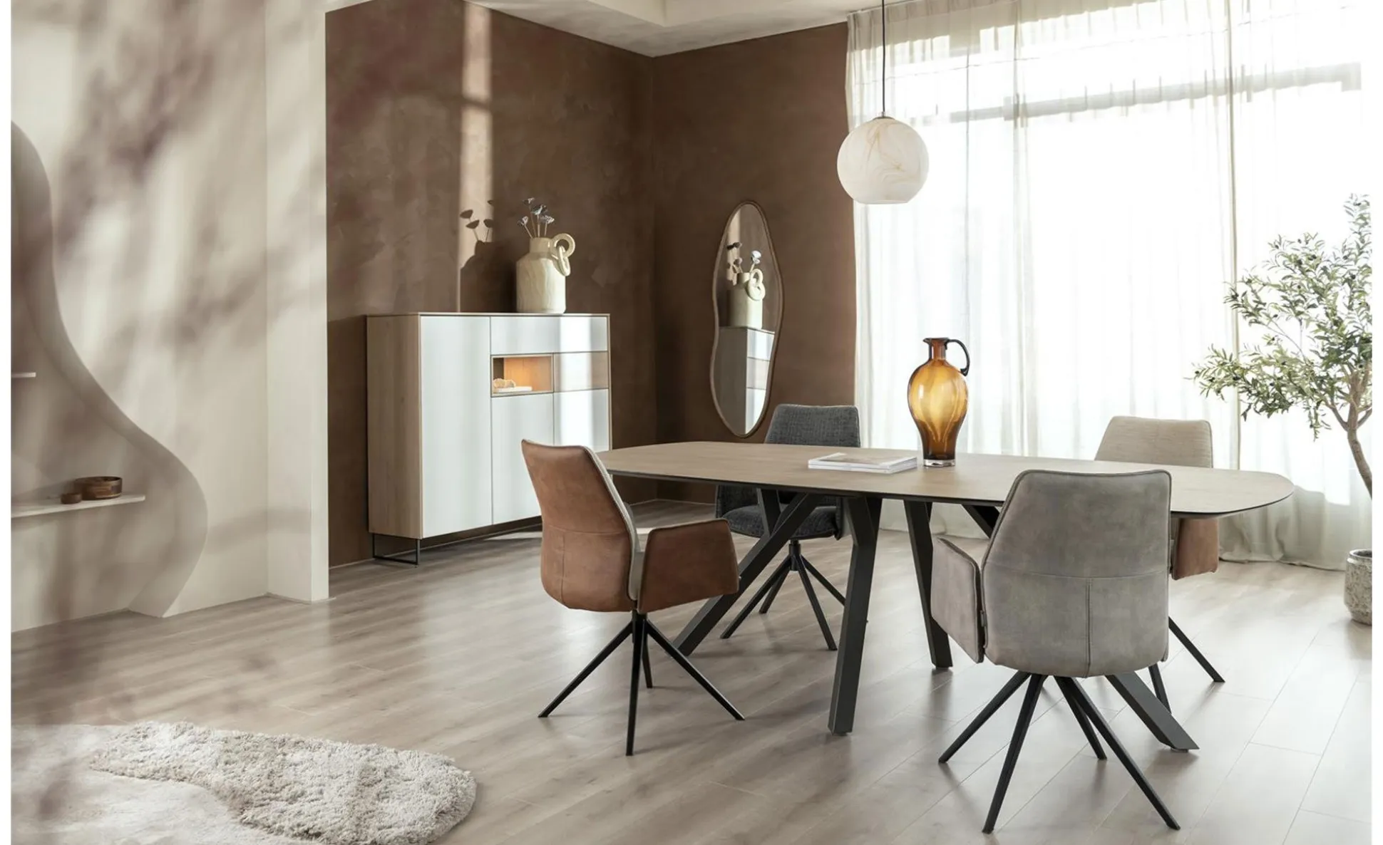 Highboard Lindfield